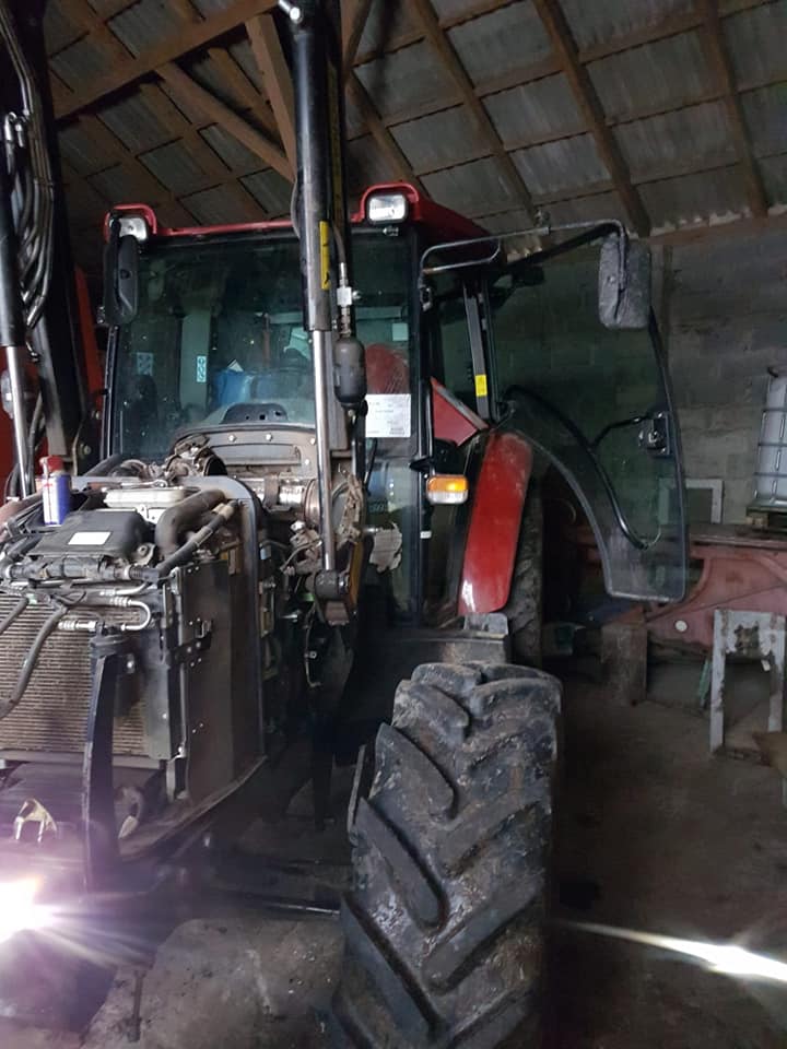 Case IH Farmall 95A 3.4L I4