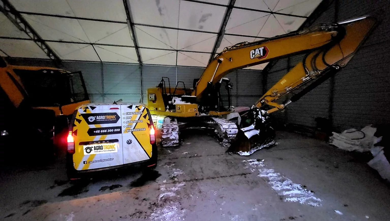 CATERPILLAR Excavator 323FL 7.1L 120kW/163HP