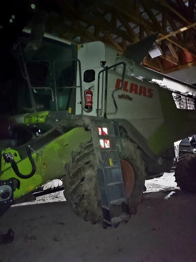 Claas TRION 640 6.7l 306 km