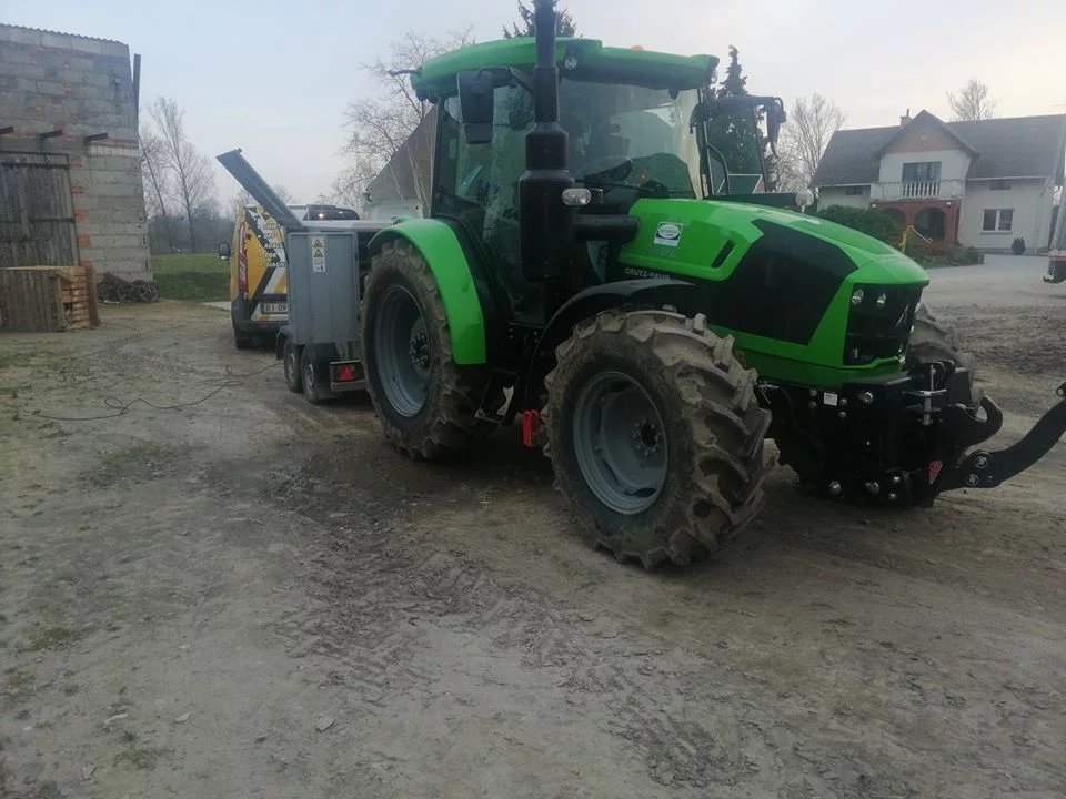 1. Deutz-Fahr 5 Series 5100G 3.9L FarMotion