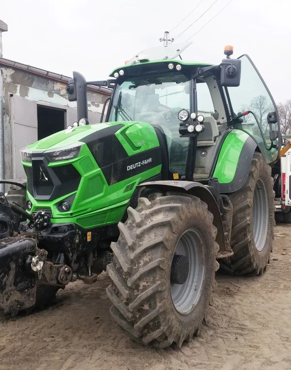 Deutz-Fahr Agrotron 6215
