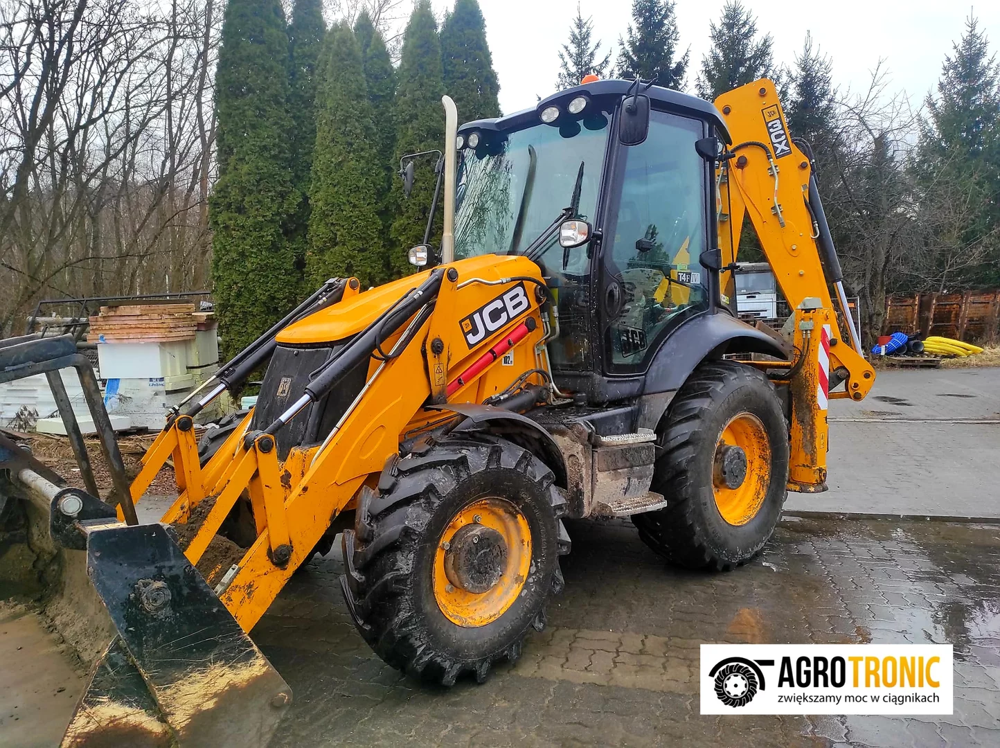 JCB Backhoe Loader 3CX 4.4L 68kW/92HP