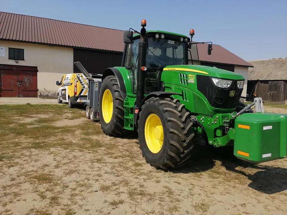 John Deere 6150M 6.8L