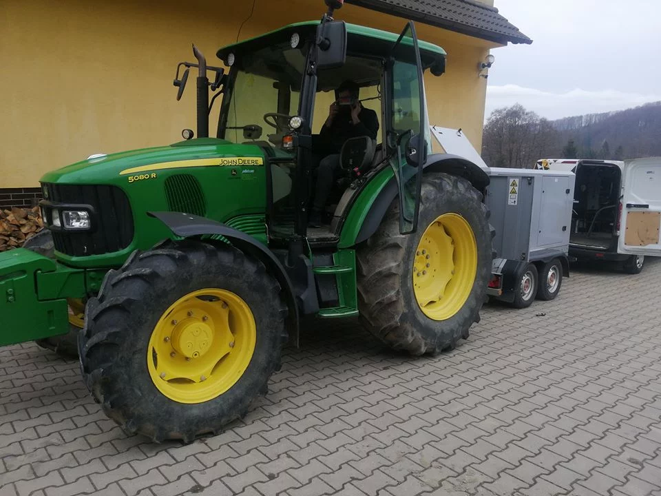 John Deere Tractor 5R Series 5080R 4.5L I4