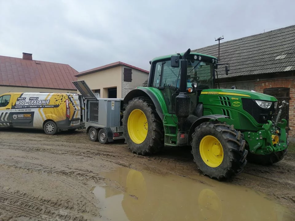 John Deere Tractor 6M Series 6110M