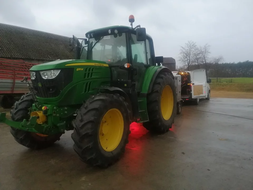 John Deere Tractor 6M Series 6115M 4.5L I4