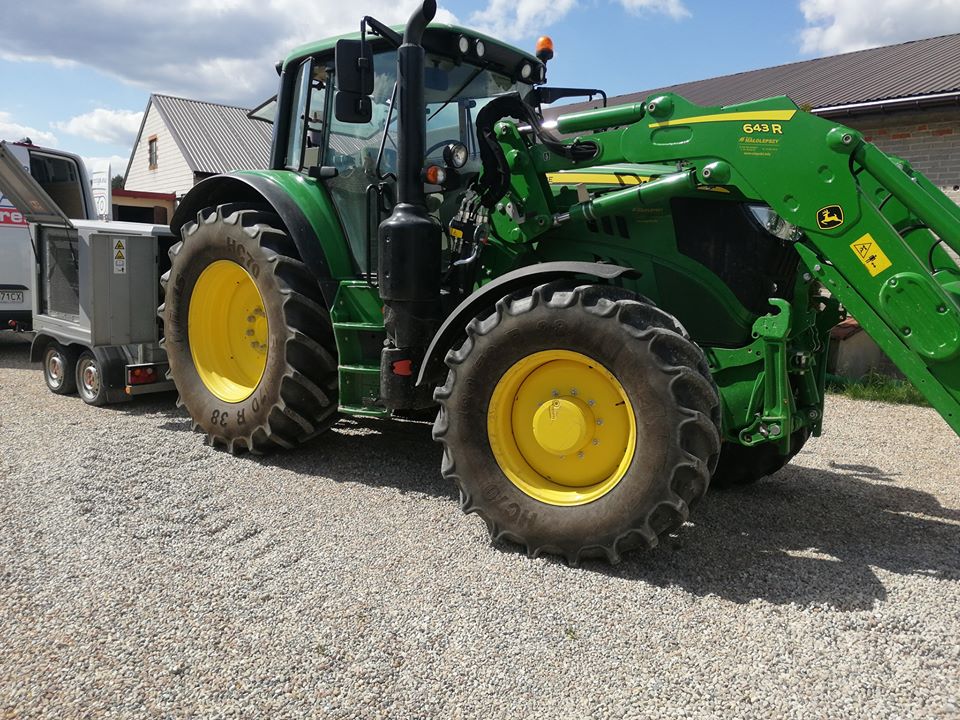 John Deere Tractor 6M Series 6135M 4.5L I4