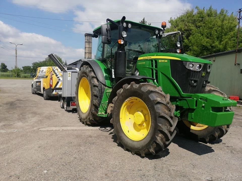 John Deere Tractor 6MC Series 6095MC 4.5L I4