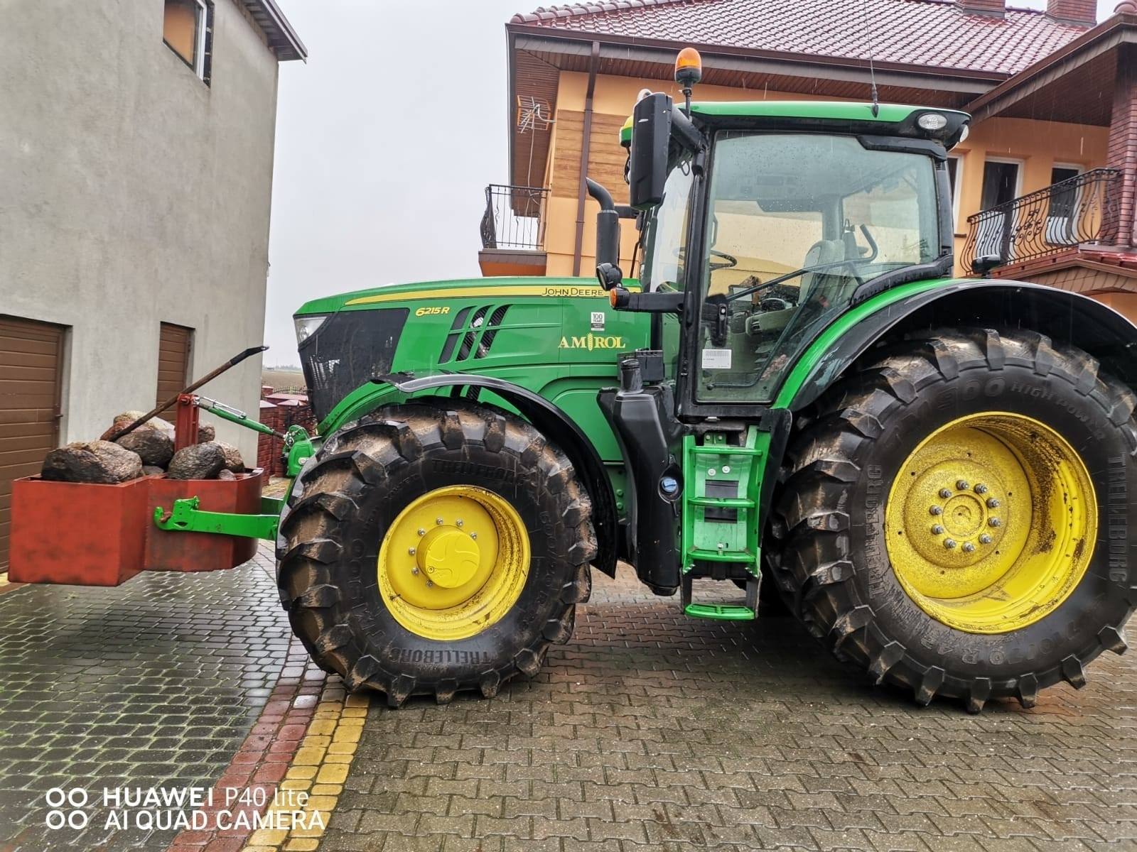John Deere Tractor 6R Series 6215R 6.8L I6