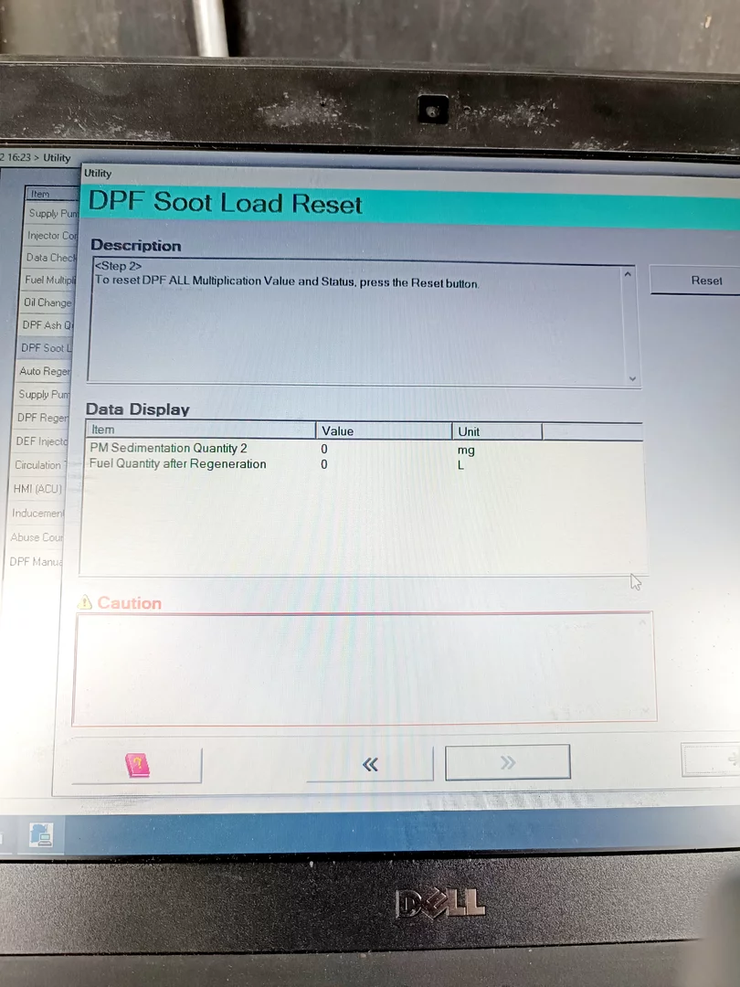 2. Kubota M Series 115GX 6.1L 90kW/122HP