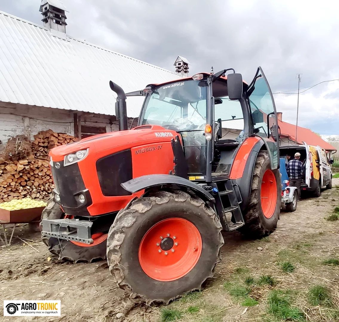 Kubota M Series M 105 GX 3.8L 81kW/110HP