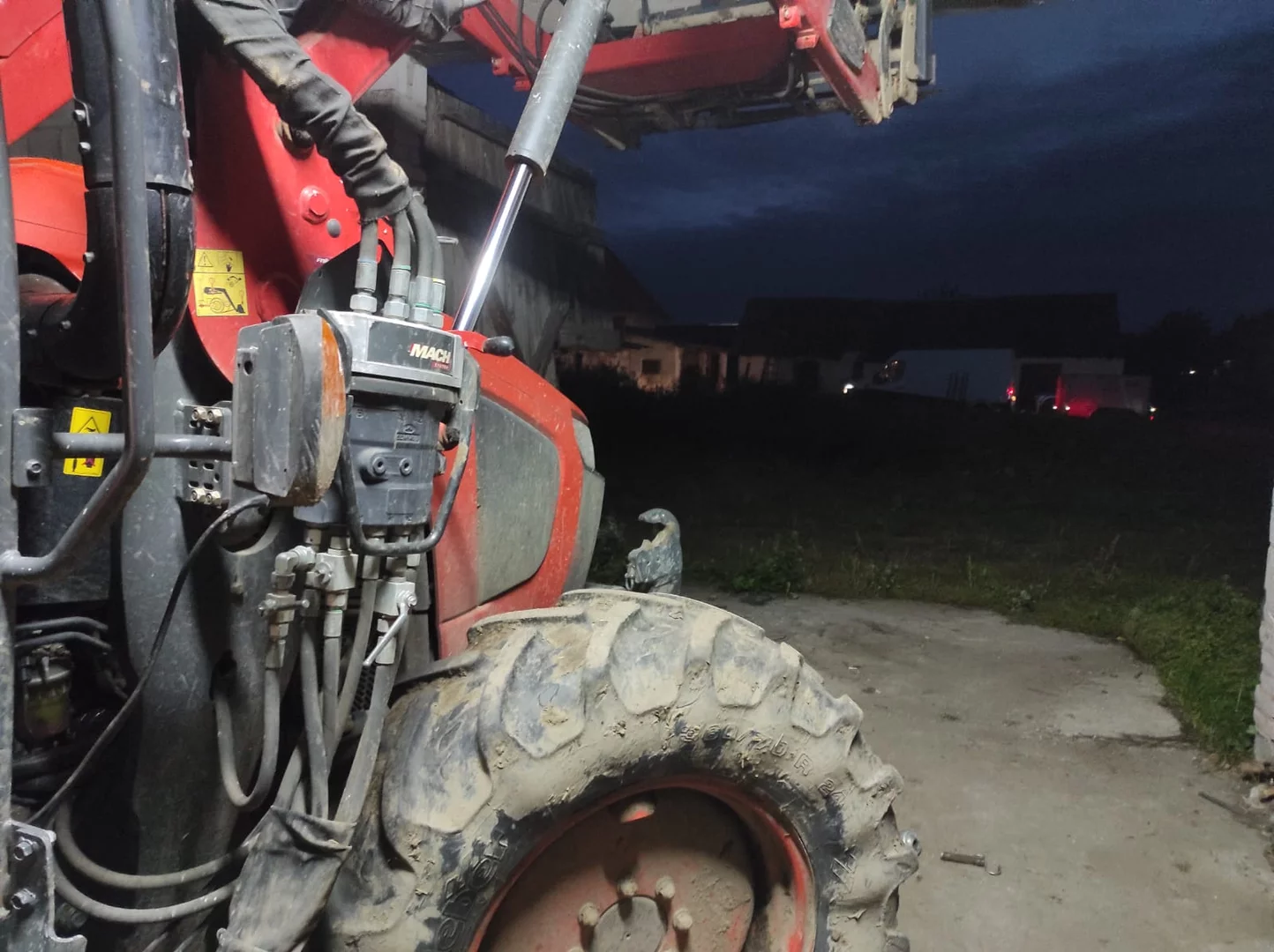 2. Kubota M Series M 135GX 6.1L 99kW/135HP