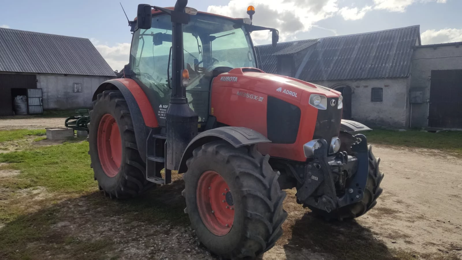 4. Kubota M Series M 135GX 6.1L 99kW/135HP