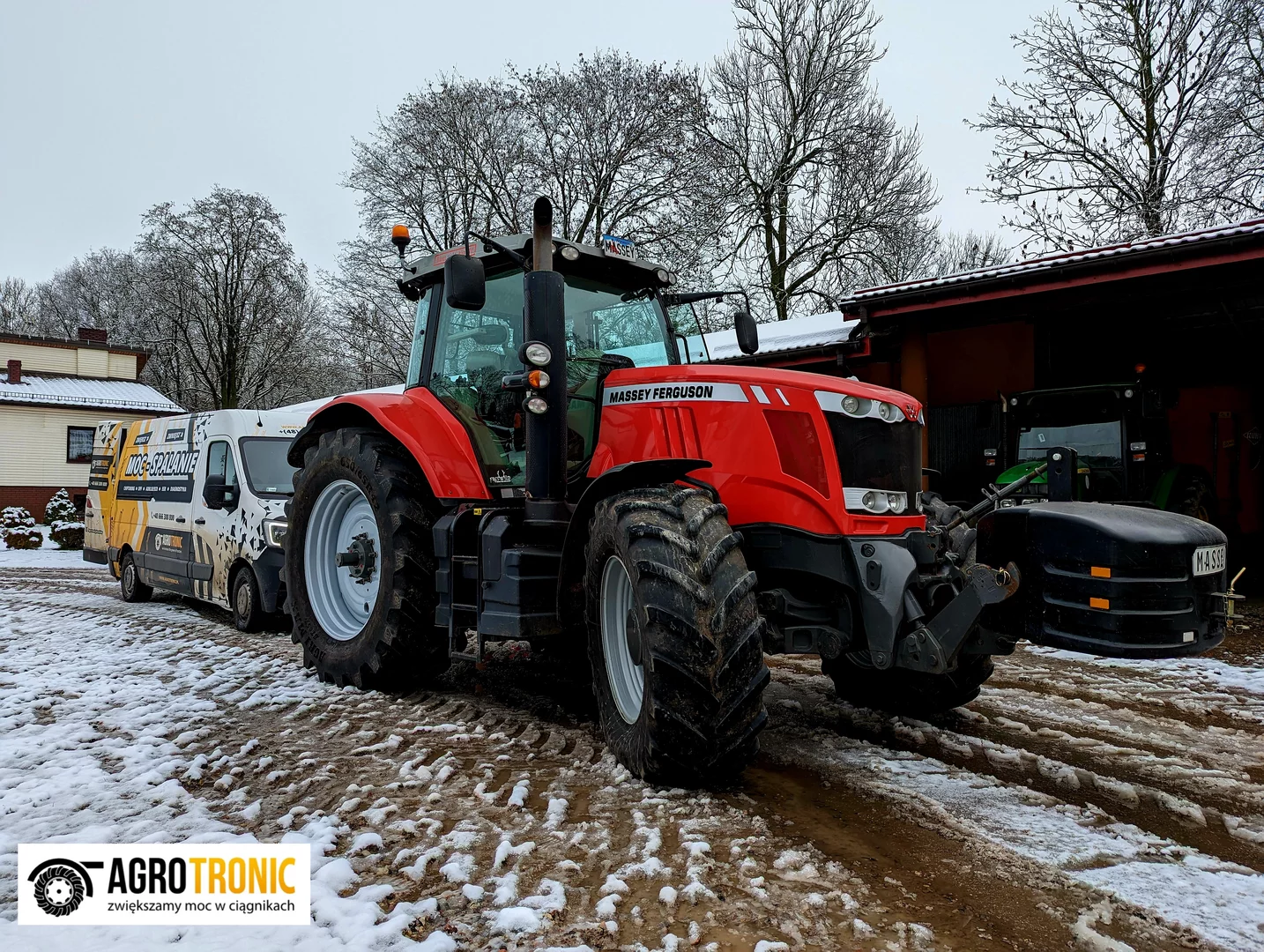 1. Massey Ferguson MF 7600 MF 7624 7.4L 173kW/235HP