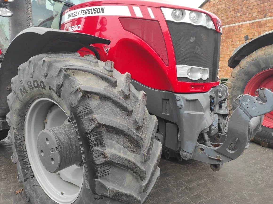 Massey Ferguson MF8600 Series 8690 8.4L