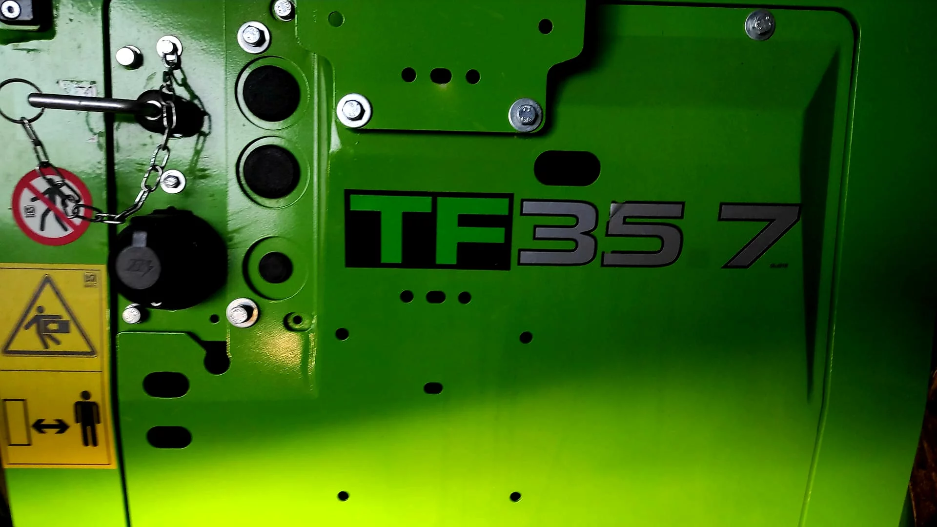 2. MERLO TURBOFARMER Loader TF 35.7 CS 3.6L 4L 85kW/116HP