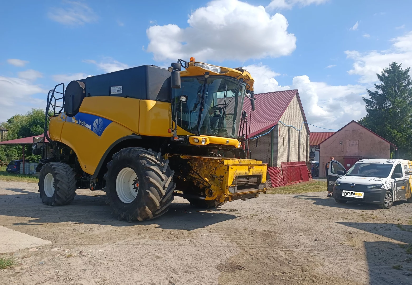 New Holland CR 9080 10L 390kW/530HP