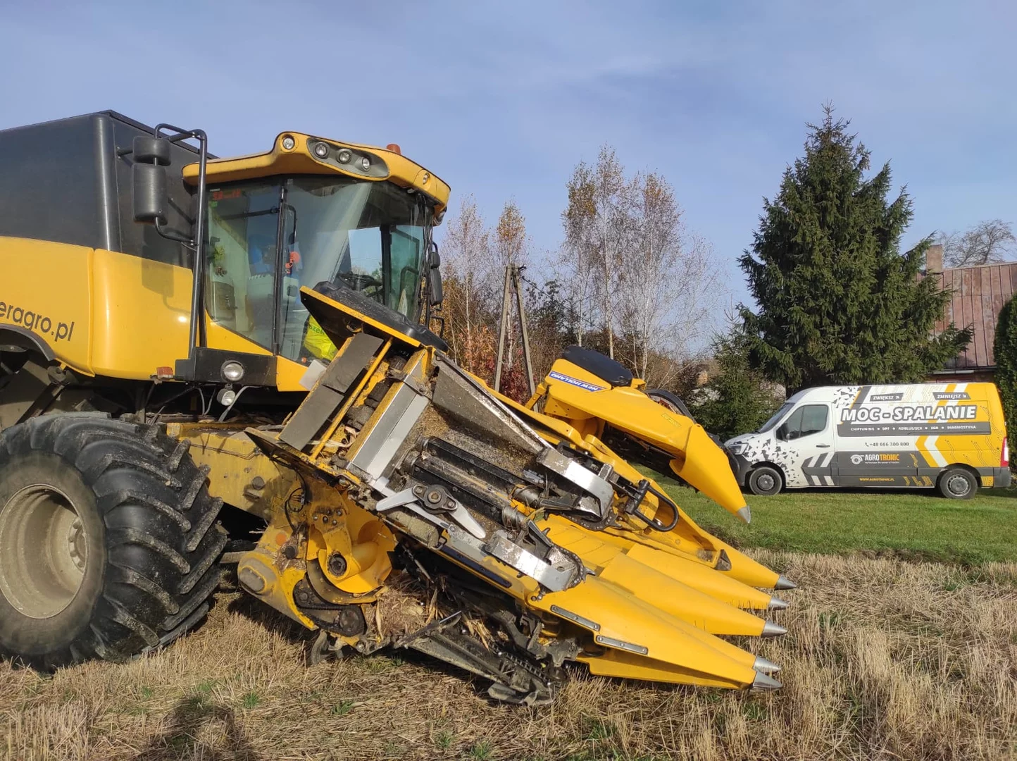 New Holland CX 6090 8.7L 245kW/333HP