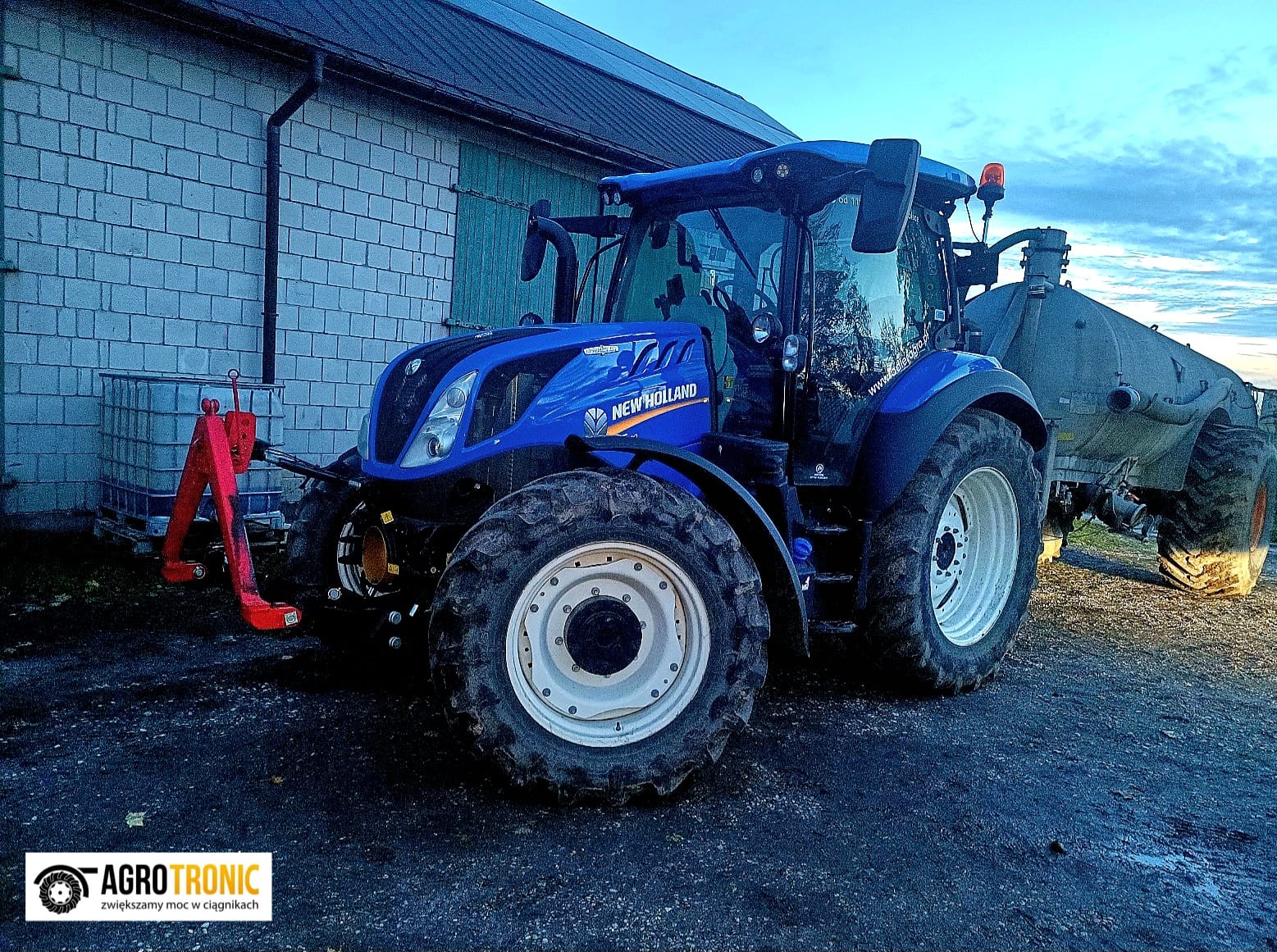 1. New Holland T5 T5.110 3.6L 81kW/110HP