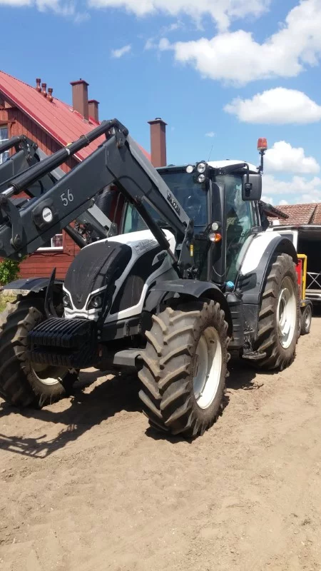 Valtra N104
