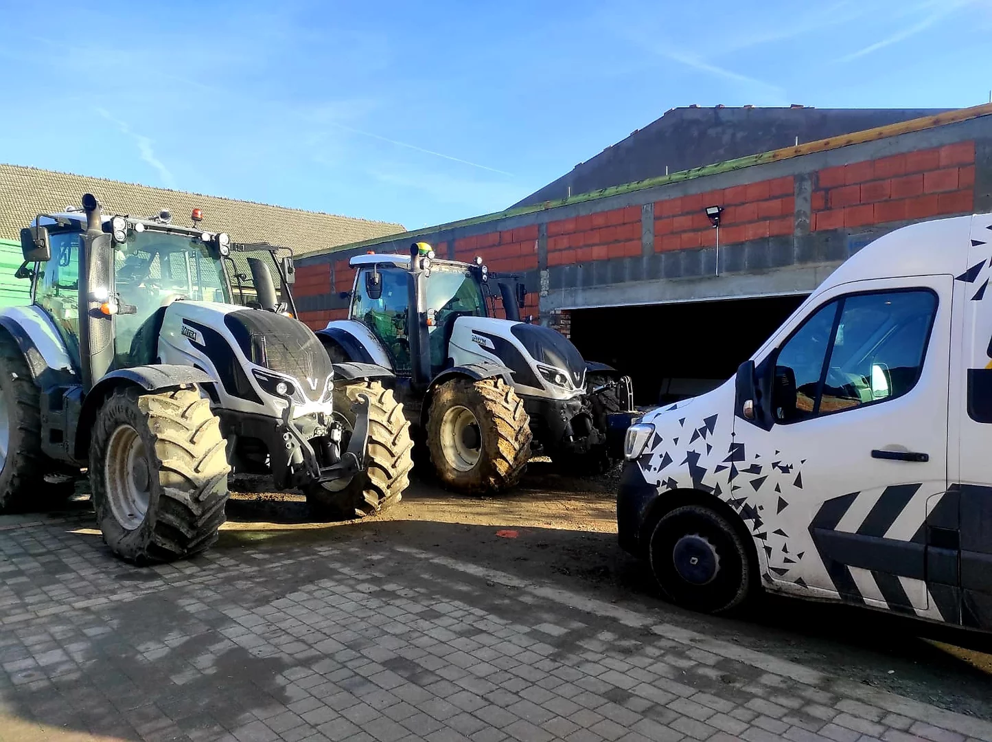 1. Valtra T Series T 144 6.6L 114kW/155HP