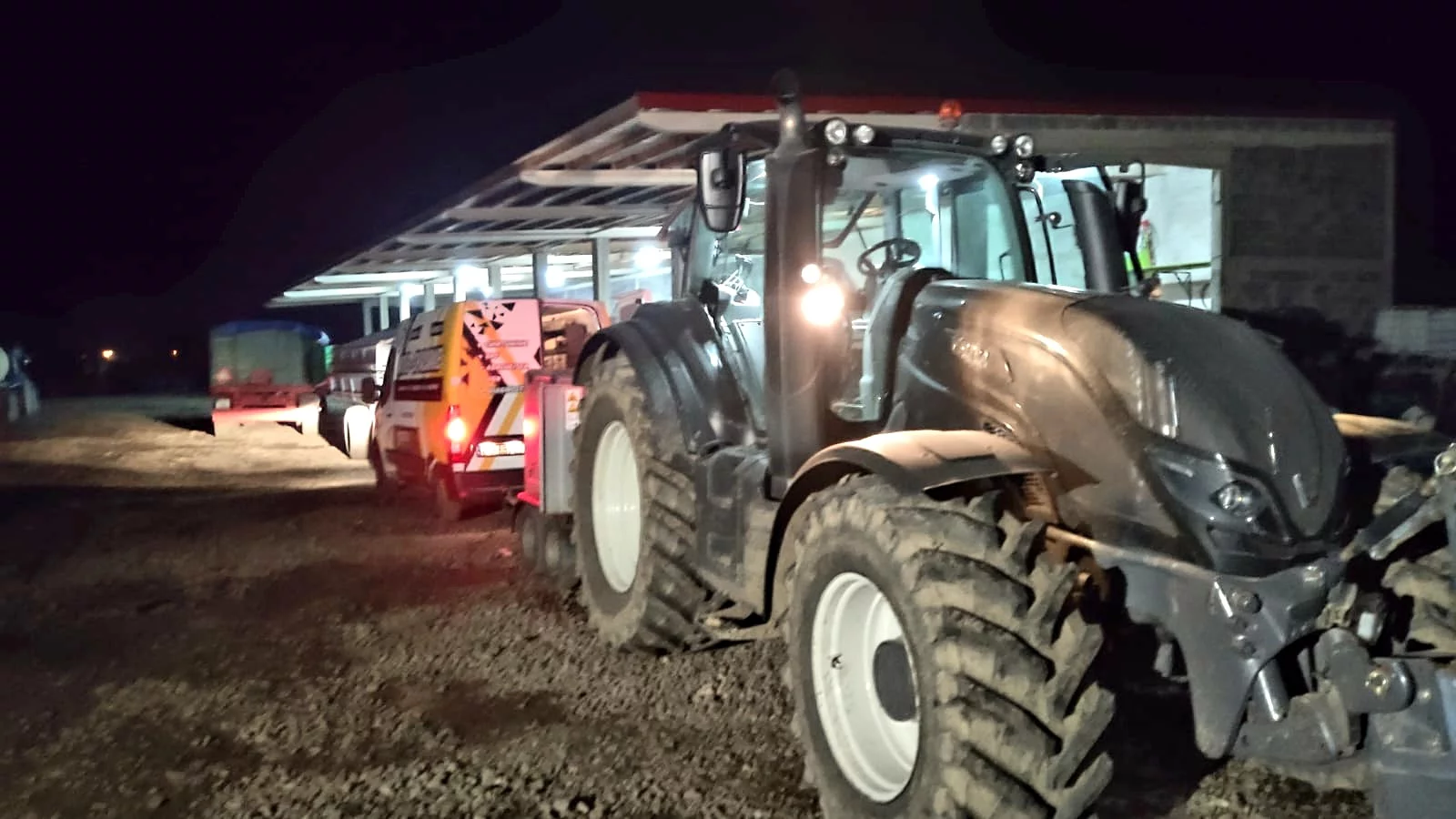 Valtra T VERSU 174 7.4L 140kW/190HP